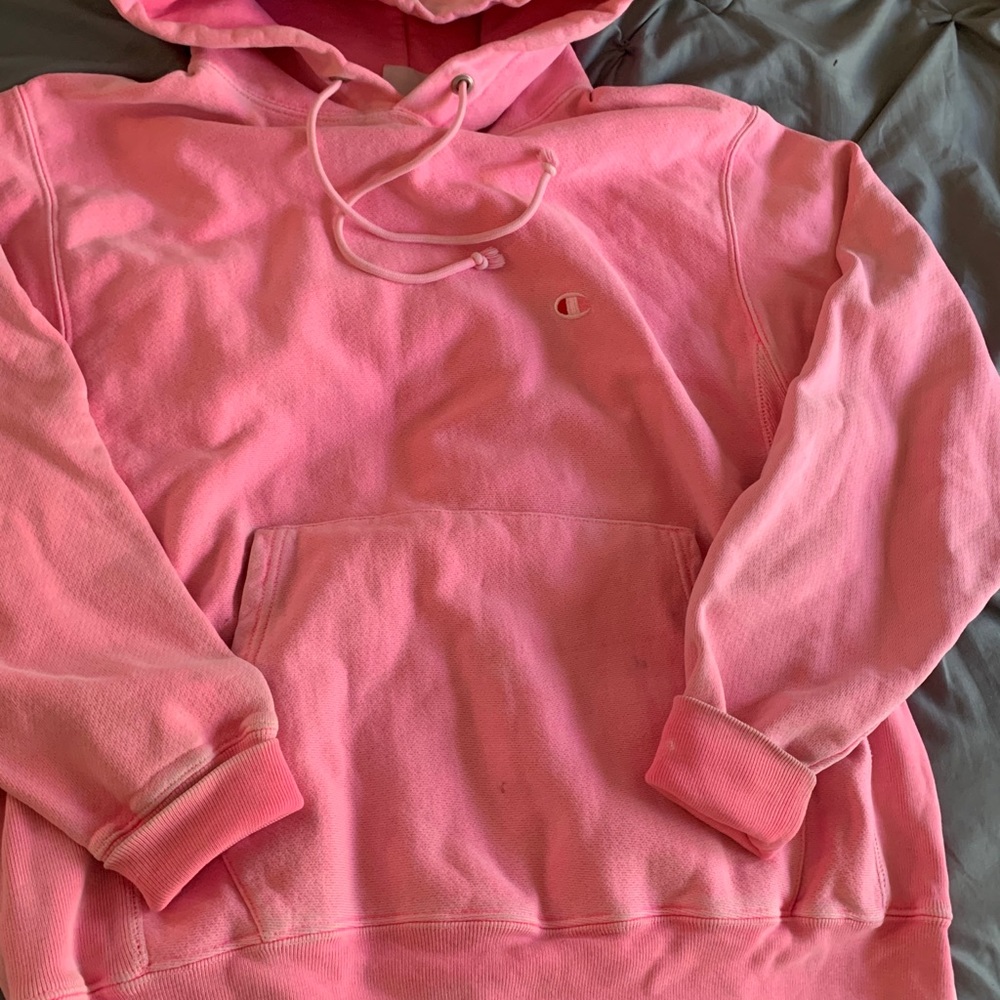 champion bubblegum pink sweatshirt